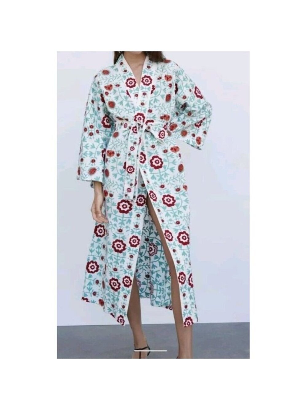 ZARA NEW EMBROIDERED KIMONO BELTED LIMITED EDITION SIZE M-L Women's